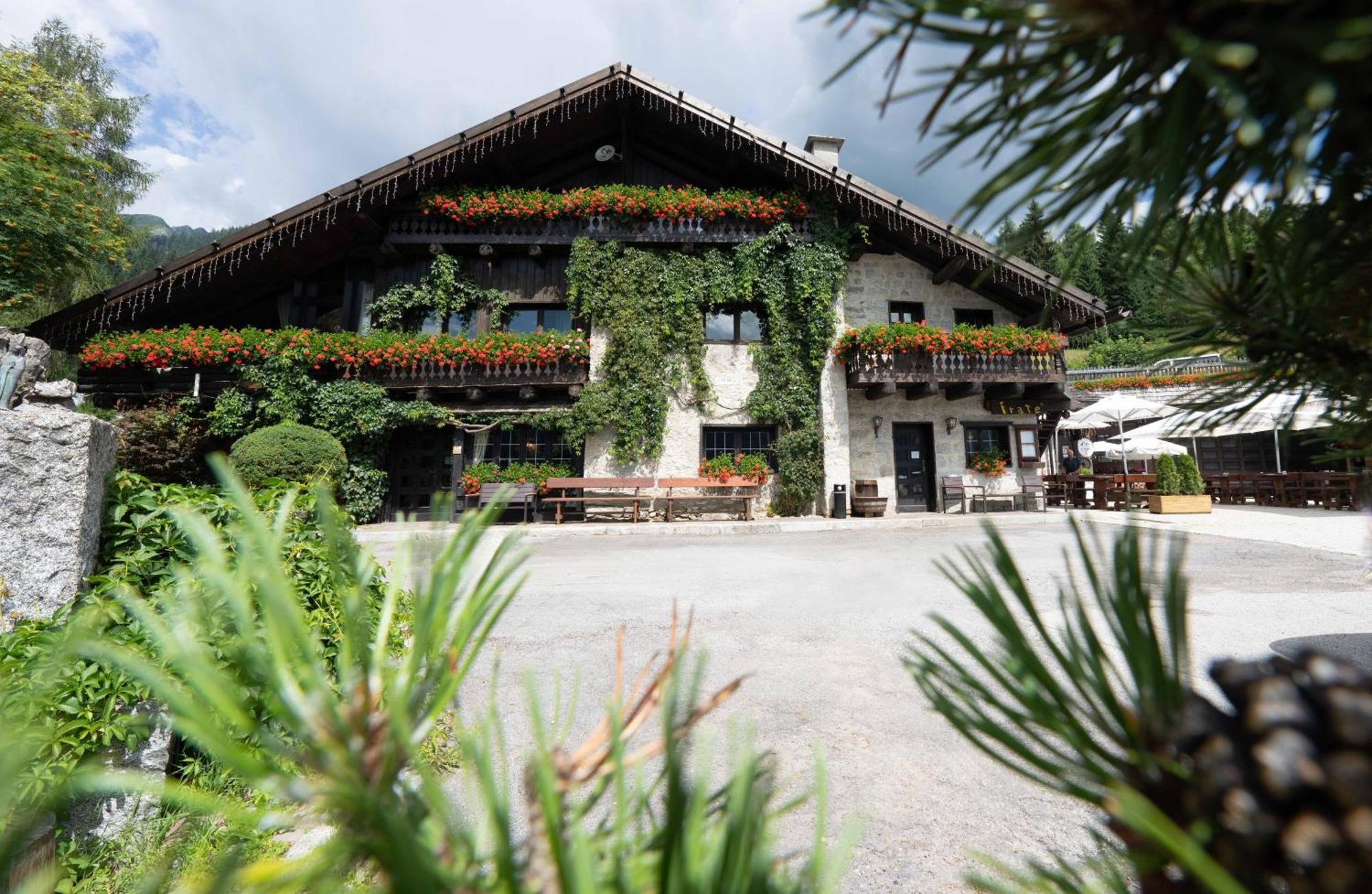 Albergo Ristorante Al Frate Da Streza Madonna di Campiglio Ngoại thất bức ảnh